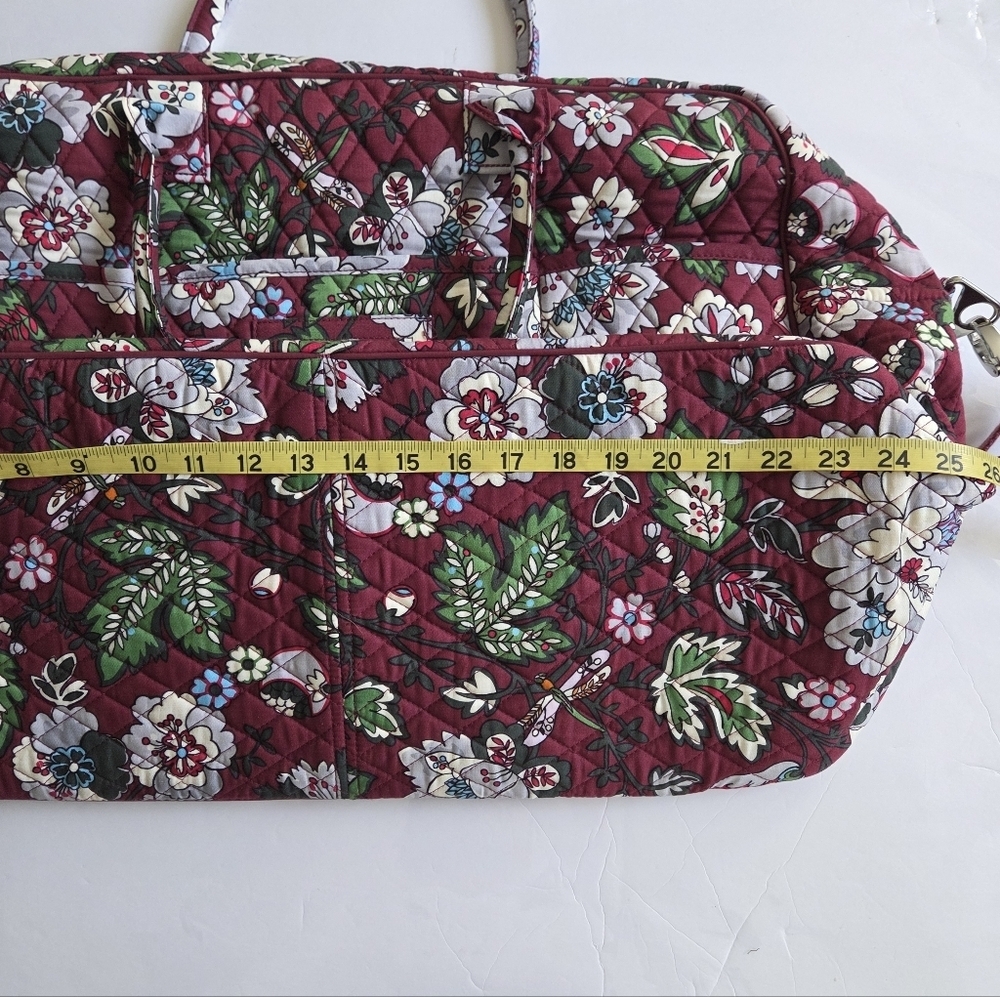 Vera Bradley Traveler Bag In Bordeaux Blooms. - Picture 11 of 11